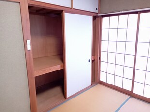 向新庄町４丁目貸家の物件内観写真